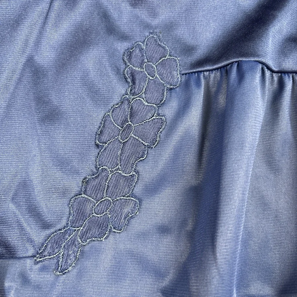 Vintage 70s Vanity Fair Blue Satin Robe Large Made USA 42